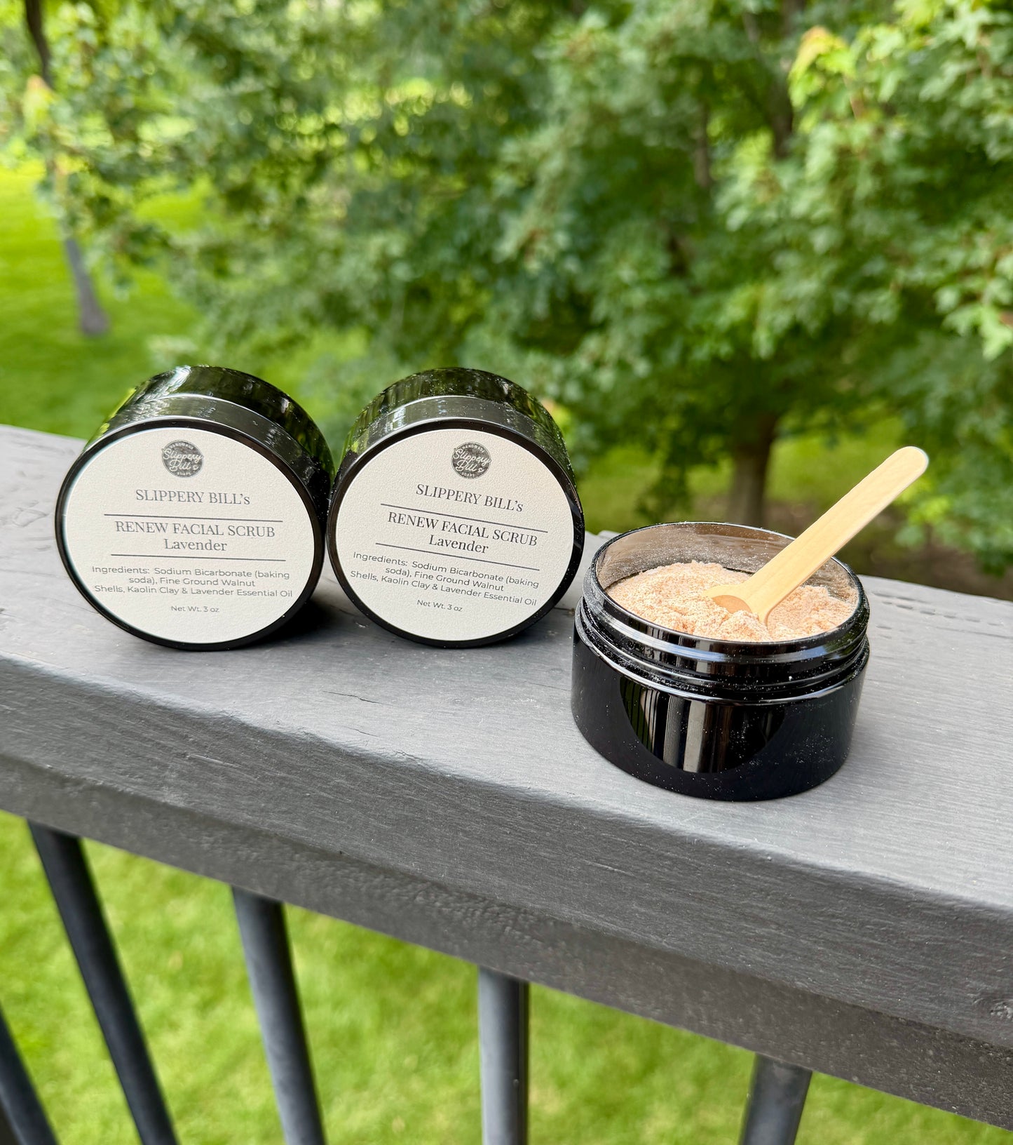 Renew Facial Scrub